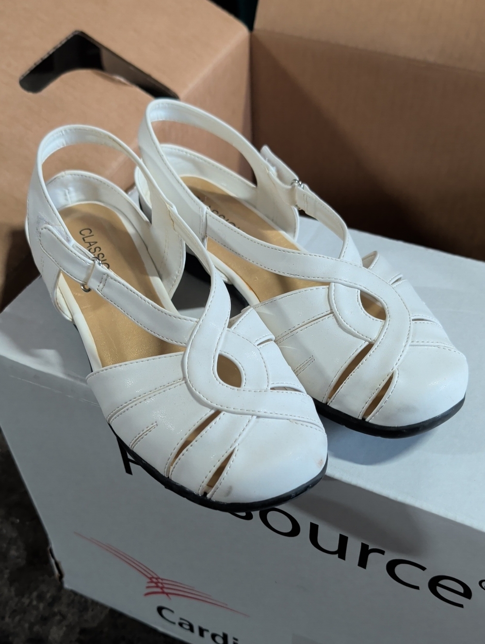 Classique White Women's Peep-Toe Slingback Sandals